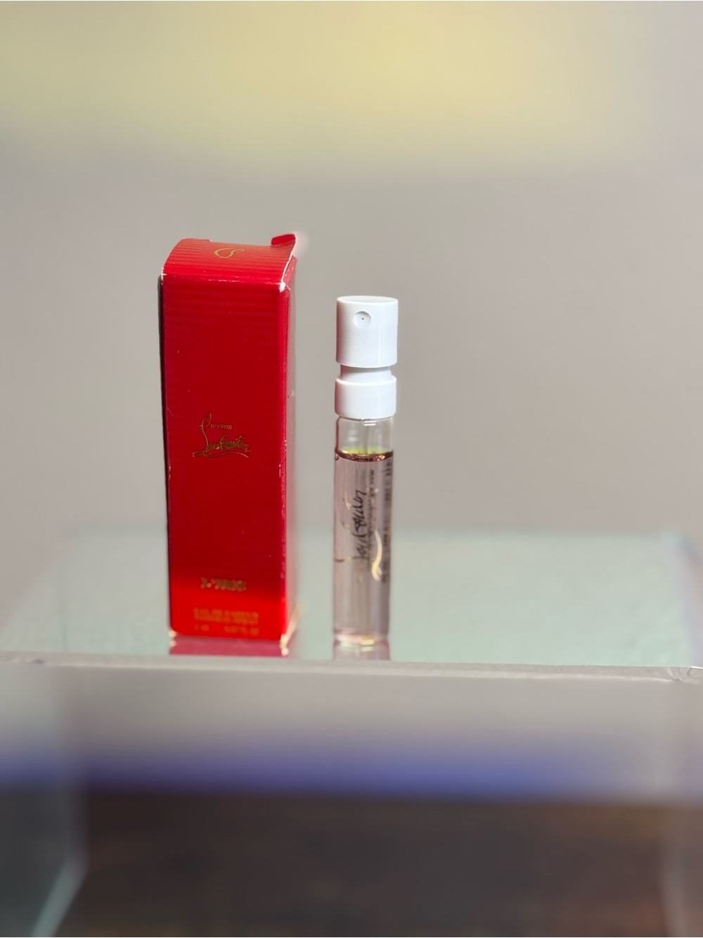 Christian Louboutin Fétiche L'Iris Eau de Parfum 2ml/0.07fl